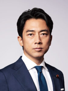 【家系図】小泉進次郎氏の経歴は？誰もがうらやむ華麗なる政治家一族！！ - Tabbyブログ